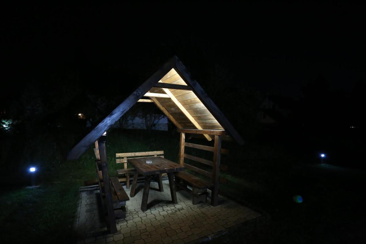 Mipet Apartmani Zlatibor Luaran gambar