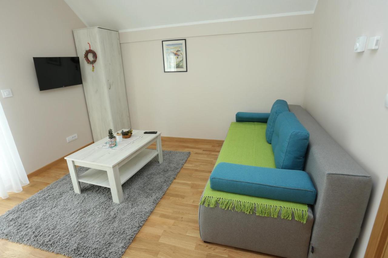 Mipet Apartmani Zlatibor Luaran gambar