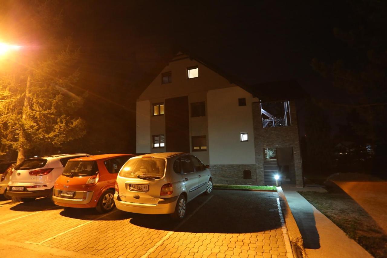 Mipet Apartmani Zlatibor Luaran gambar
